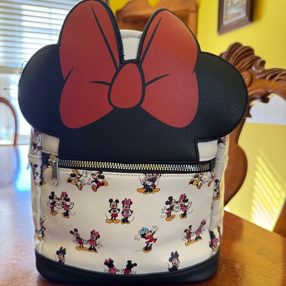 Disney Mickey & Minnie Mini Backpack Adjustable straps & Minnie Ears & Bow NEW - Picture 1 of 8